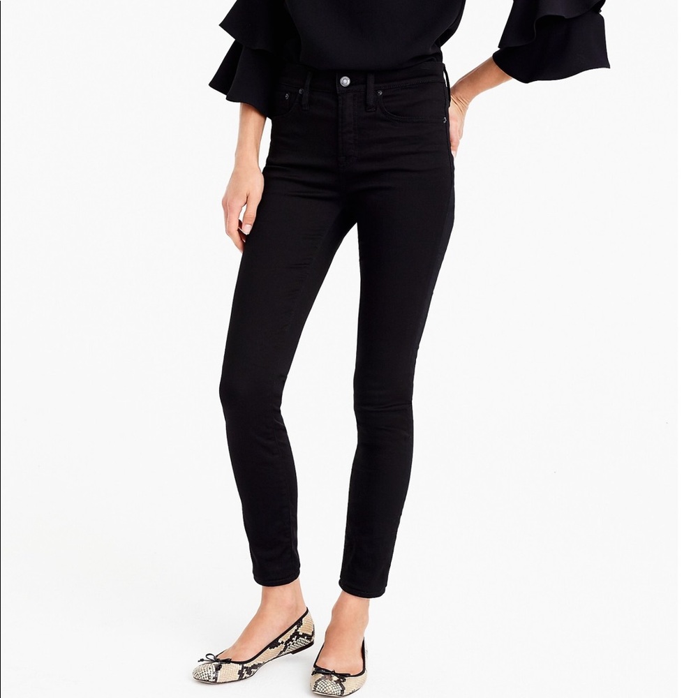 J Crew 9” Rise stretch skinny jeans.  Black 26 EUC